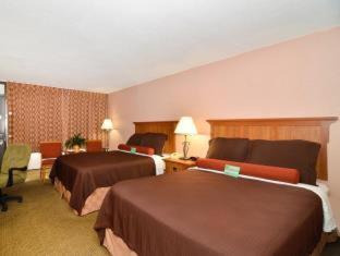 Hotel Western Saddleback And Conference Center 3*